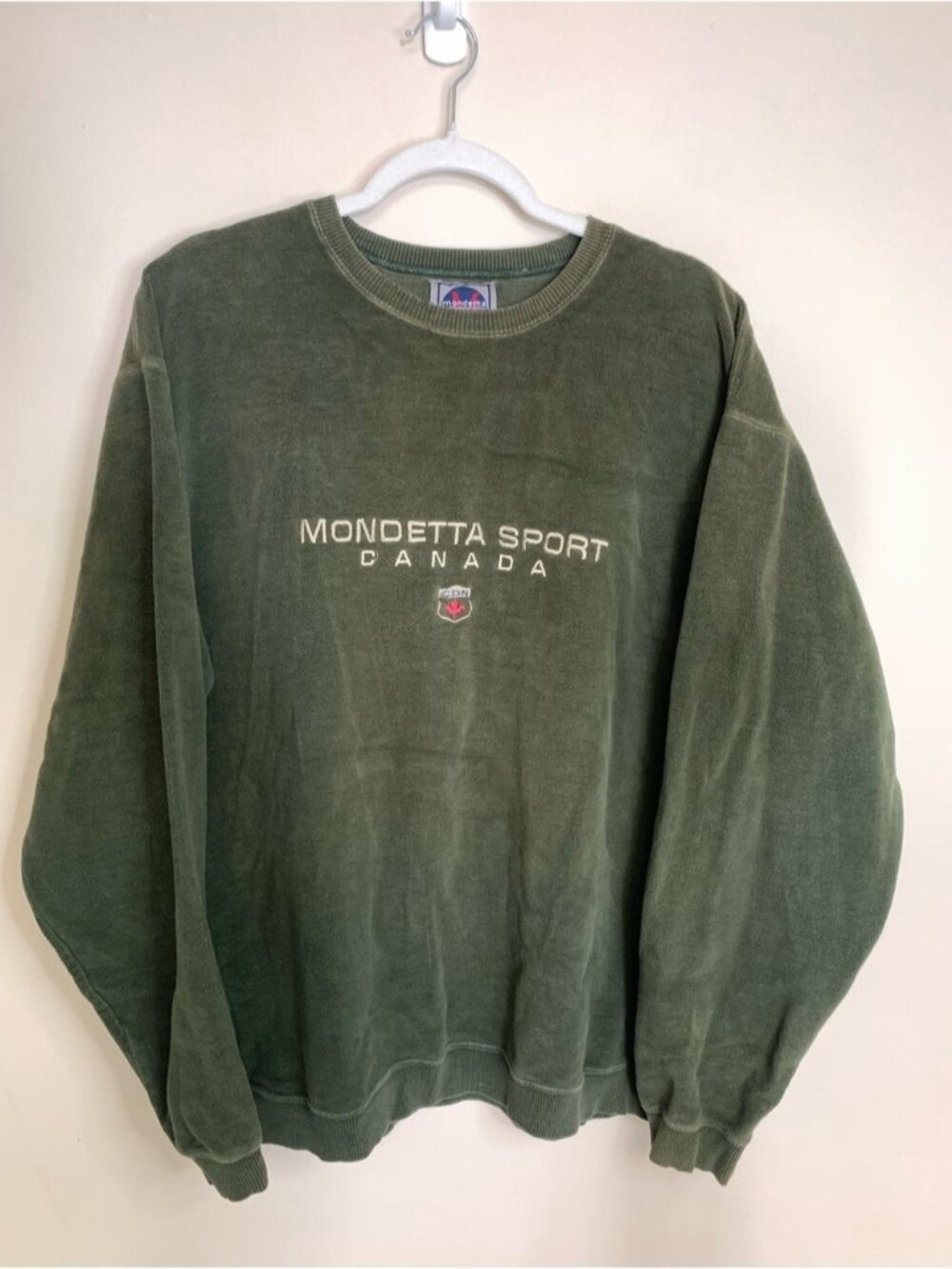 Mondetta Sport Green Sweater M